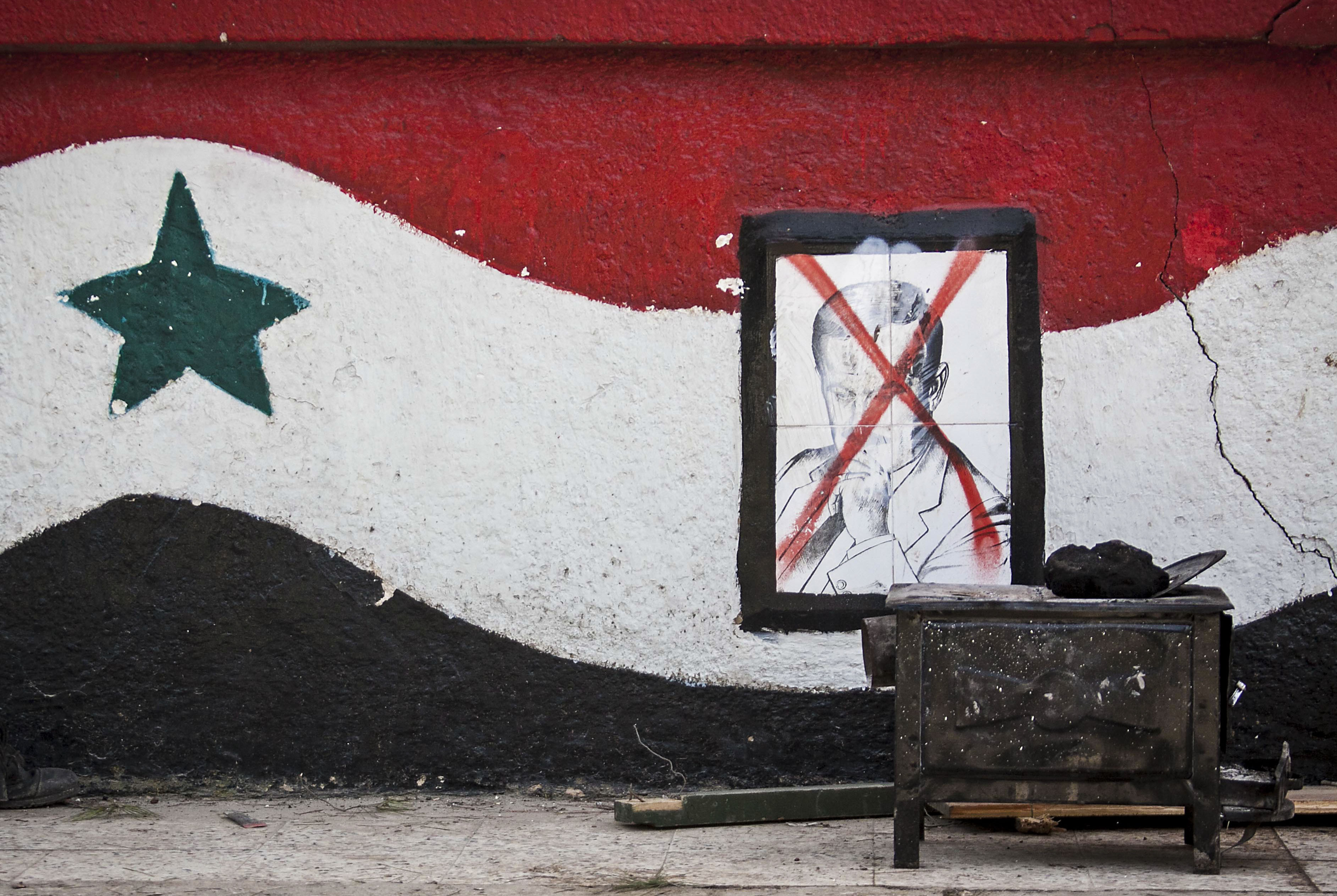 Πολεμικά πλοία στέλνει η Ρωσία για την απομάκρυνση πολιτών της από τη Συρία